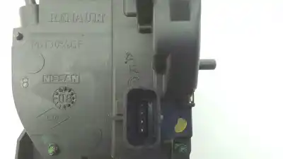 Second-hand car spare part rear right door lock for renault clio iii authentique oem iam references 8200300129  300129f