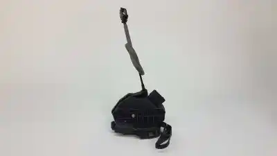 Автозапчастина б/у ЗАМОК ПЕРЕДНІЙ ПРАВІ ДВЕРІ для FORD FOCUS LIM. (CB8)  Посилання на OEM IAM BM5AA21812BC BM5AA21812BH / BM5A-A21812-BH 2066073