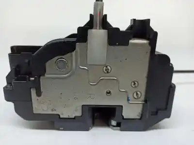 Second-hand car spare part front right door lock for nissan note (e11e) acenta oem iam references 805009u100  805009u10b