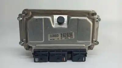 Peça sobressalente para automóvel em segunda mão centralina de motor uce por peugeot 307 break / sw (s1) break xs referências oem iam 9647480580 194061 / 194062 0261206943 / 9638765680