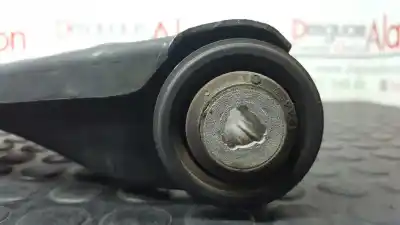 Peça sobressalente para automóvel em segunda mão braço de suspensão inferior esquerdo dianteiro por renault clio ii fase ii (b/cb0) authentique referências oem iam 8660005384  8200197187