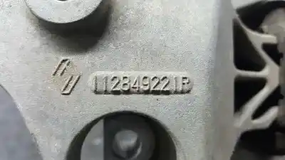 Second-hand car spare part right engine support for dacia sandero stepway oem iam references 112849221r 112100627r 8200805809