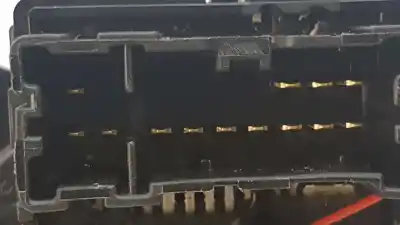 Pezzo di ricambio per auto di seconda mano comando pulito per dacia dokker ambiance riferimenti oem iam 8201168003  