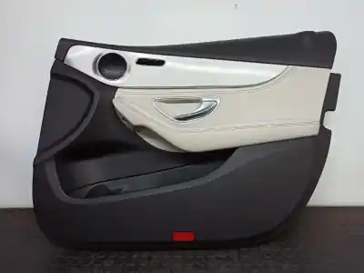 Recambio de automóvil de segunda mano de guarnecido puerta delantera derecha para mercedes clase c (w205) lim. c 200 cgi (205.042) referencias oem iam a2057270271