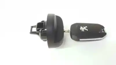 Pezzo di ricambio per auto di seconda mano TAPPO DEL SERBATOIO per PEUGEOT 208  Riferimenti OEM IAM 1608095780  1508F3