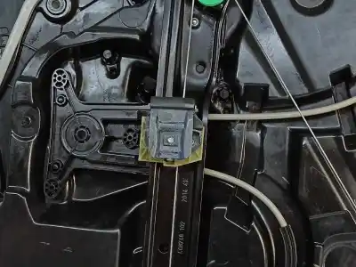 Second-hand car spare part driver left window regulator for mercedes clase c (w205) lim. c 200 cgi (205.042) oem iam references a2057209111 2057209111 / 2057204923 a2057204923