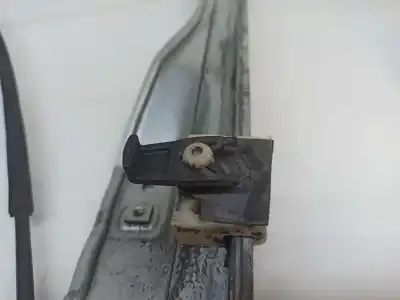 Second-hand car spare part driver left window regulator for renault clio iii authentique oem iam references 8200291145  981282103