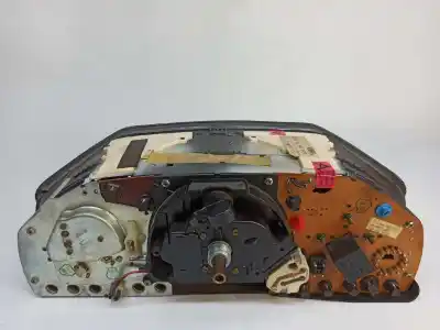 İkinci el araba yedek parçası enstrüman paneli için mercedes-benz clase e (w124) berlina d 300 (124.130) oem iam referansları a1245437321 1245423501 / 1245427006 a0005420387 / a1245427466 / a1245423501