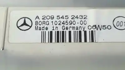 Pièce détachée automobile d'occasion écran multifonctions pour mercedes-benz clase c (w203) berlina 220 cdi (la) (203.008) références oem iam a2095452432  2095452432