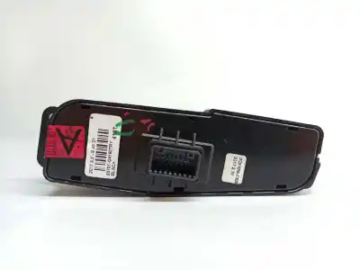 Автозапчасти б/у многофункциональное управление за hyundai i30 (pd) 1.6 klass max ссылки oem iam 93701g4190 93700g4190try 93701-g4190