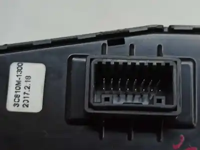 Автозапчасти б/у многофункциональное управление за hyundai i30 (pd) 1.6 klass max ссылки oem iam 93701g4190 93700g4190try 93701-g4190