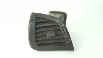 Pièce détachée automobile d'occasion grille d'aération pour peugeot 206+ básico références oem iam 9683399880 8265jg / 824452 9683190480