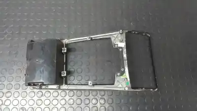 Автозапчасти б/у накладка рычага передач за audi a8 (4e2) 4.0 tdi quattro ссылки oem iam 4e0863916 312830100 4e1/2858601