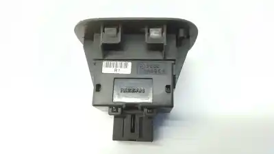 Автозапчастина б/у кнопка багажника для nissan x-trail (t32) 360 4x4 посилання на oem iam 252614cl0a  