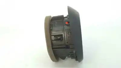 Peça sobressalente para automóvel em segunda mão saída de ar lateral esquerda por renault captur zen referências oem iam 687603013r  