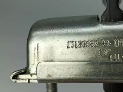Pezzo di ricambio per auto di seconda mano fermo porta per opel corsa e selective riferimenti oem iam 13180682  