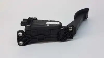 Second-hand car spare part accelerator pedal for dacia duster laureate 4x2 oem iam references 8200386506d  
