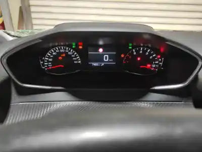 Pièce détachée automobile d'occasion compteur de vitesse tableau de bord pour peugeot 208 (p2) active références oem iam 9836056380  