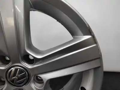 Pièce détachée automobile d'occasion jante pour volkswagen golf vii sportsvan 1.6 16v tdi dpf références oem iam 5g0601025bp 5g0601025bn 5g0601025bn8z8 / 5g0601025bp8z8 