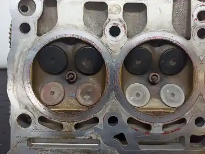 Pièce détachée automobile d'occasion culasse du moteur pour skoda fabia 1.2 tsi références oem iam 04e103064l 04e103264 