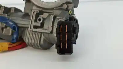 Second-hand car spare part ignition switch for kia cee´d (jd) 1.6 crdi 136 oem iam references 819103x000  