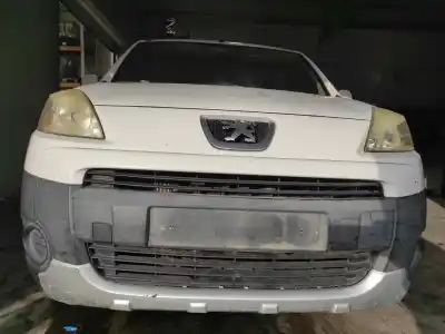 İkinci el araba yedek parçası ön tampon için peugeot partner kombi premium oem iam referansları 7401py 7452vn / 7414zs / 7452vk / 7414zn 9682192380