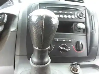 Pièce détachée automobile d'occasion pommeau de levier de vitesses pour peugeot expert kasten furg. références oem iam   