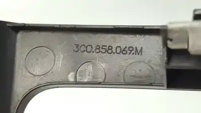 Автозапчастина б/у окрашувальник задніх ліхтарів для volkswagen passat variant (3c5) advance посилання на oem iam 3c0858069m 3c0858069ae3h5 3c0858069ae