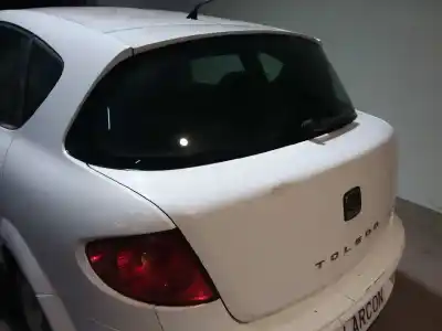 Pièce détachée automobile d'occasion hayon pour seat toledo (5p2) exclusive références oem iam 5p5827024  5p5845051j