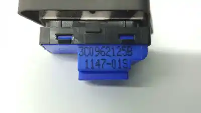 Автозапчастина б/у вимикач блокування дверей для volkswagen passat variant (3c5) advance посилання на oem iam 3c0962125b  3c0962125breh