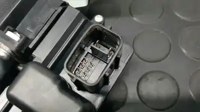 Автозапчасти б/у задний правый стеклорегулятор за renault koleos privilege ссылки oem iam 827207007r 25408jy00c 82750jy00a