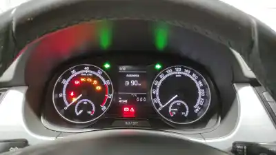 Peça sobressalente para automóvel em segunda mão quadrante por skoda fabia active referências oem iam 6v0920740d  a2c18524600