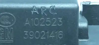 Second-hand car spare part trunk lock for opel corsa e 120 aniversario oem iam references 39021416 430036418 a102523