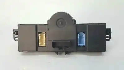 Second-hand car spare part climate control for renault clio iii confort expression oem iam references 8200296683  69340020