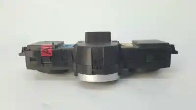 Second-hand car spare part climate control for renault clio iii confort expression oem iam references 8200296683  69340020