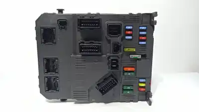Second-hand car spare part fuse box unit for peugeot partner kasten motor 1.6 ltr -66kw 16v hdi fap oem iam references 9657999680 1685403180 1650882480 