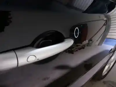 Автозапчасти б/у дверь передняя правая за renault koleos dynamique pack2 ссылки oem iam 801000030r  