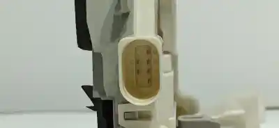 Автозапчасти б/у замок левой передней двери за audi a1 (8x) ambition ссылки oem iam 8j1837015d  8j1837015f