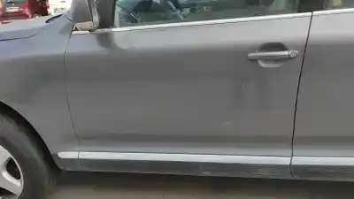 Автозапчасти б/у левая передняя дверь за volkswagen touareg (7la, 7l6, 7l7) 2.5 r5 tdi ссылки oem iam 7l0831055l gris a7 / d7z 