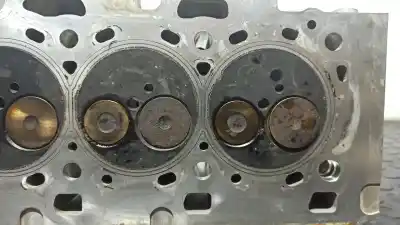 Pièce détachée automobile d'occasion culasse du moteur pour nissan qashqai 1.5 dci références oem iam 110426296r 1104100q4h 