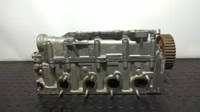 Pièce détachée automobile d'occasion culasse du moteur pour nissan qashqai 1.5 dci références oem iam 110426296r 1104100q4h 