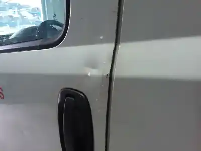 Автозапчасти б/у левая передняя дверь за opel combo d cargo l2h1 2.4t ссылки oem iam 95509348 blanco 5pu 