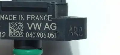 Автозапчастина б/у датчик тиску для skoda fabia combi active посилання на oem iam 04c906051  
