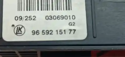 Second-hand car spare part hazard warning lights for peugeot 308 confort oem iam references 9659215177  03069010