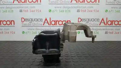 Second-hand car spare part right engine support for renault twingo dynamique oem iam references 8200410267