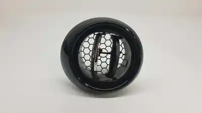 Pièce détachée automobile d'occasion GRILLE D'AÉRATION pour RENAULT CLIO IV  Références OEM IAM 687605663R  