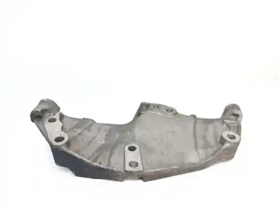 Second-hand car spare part engine support for renault trafic combi (ab 4.01) generation expression combi corto oem iam references 8200399938  