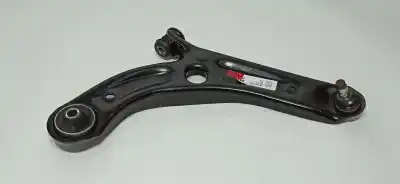 Peça sobressalente para automóvel em segunda mão braço de suspensão inferior dianteiro direito por fiat 500 e new 500 icon hb referências oem iam 52140445