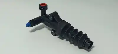 Pezzo di ricambio per auto di seconda mano Cilindro Frizione per FIAT NUOVA 500 (150) FIAT 500 HYBRID MY DOLCEVITA 1 BSG 6V Riferimenti OEM IAM 55261309  
