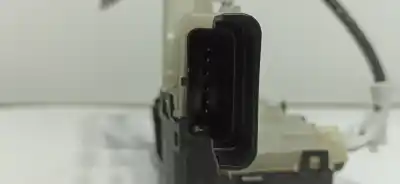 Second-hand car spare part left front door lock for citroen c3 business oem iam references 9812398180 123981 16942935